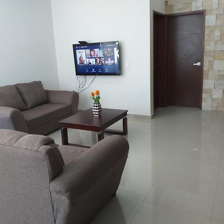 Renta Vacacional A 2 Cuadras De La Playa O Malecon De Mazatlan Apartment Ngoại thất bức ảnh