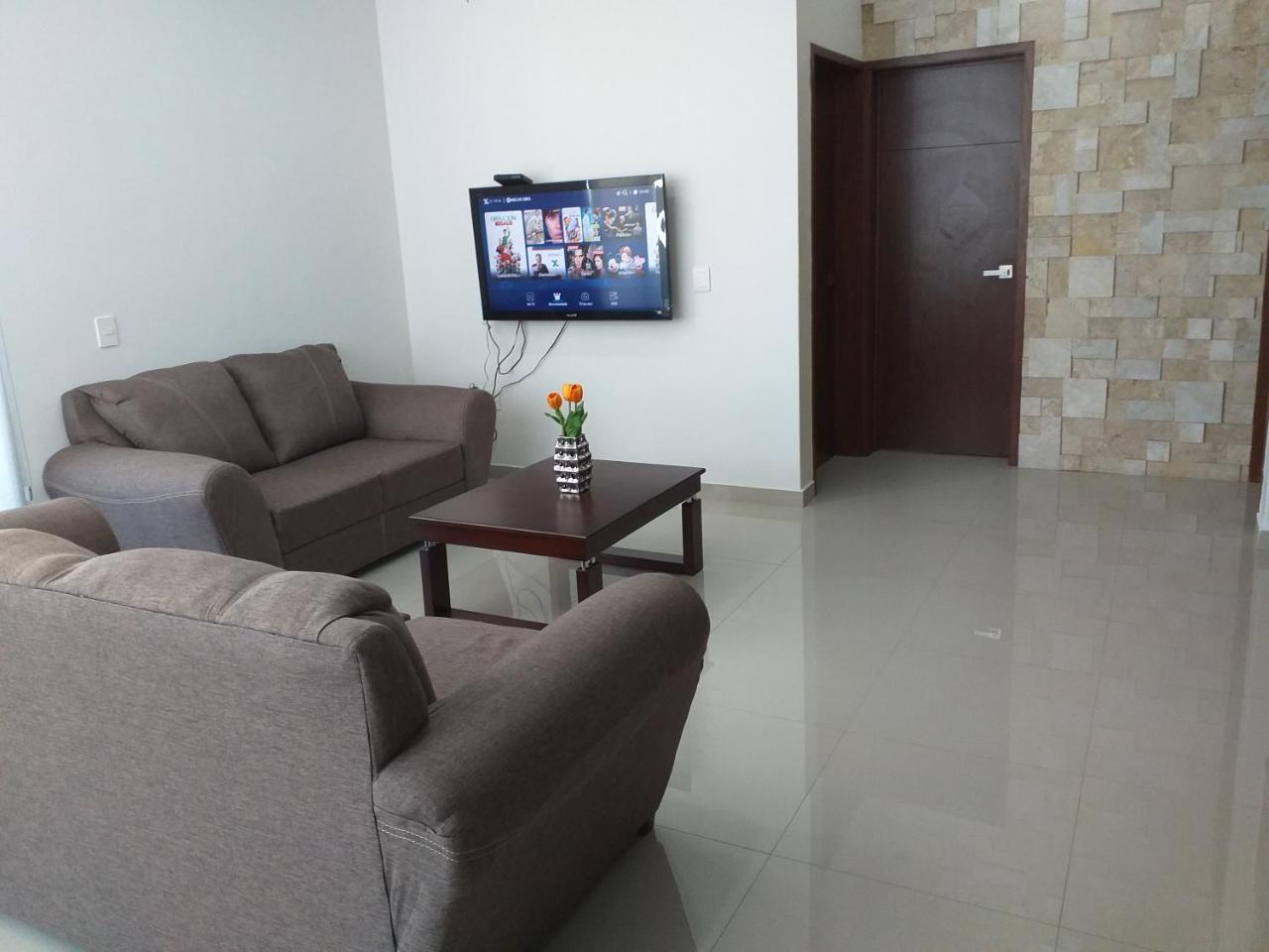 Renta Vacacional A 2 Cuadras De La Playa O Malecon De Mazatlan Apartment Ngoại thất bức ảnh